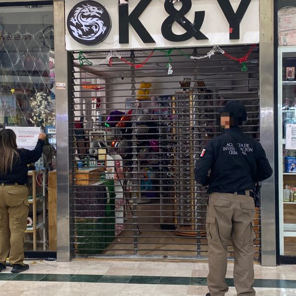 FGR irrumpe en Plaza Grand Campestre y deja dos establecimientos asegurados
