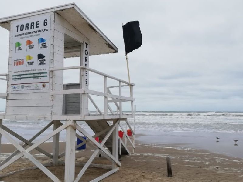 Cambiarían banderas de advertencia en playas de Tamaulipas por incremento de viento y oleaje