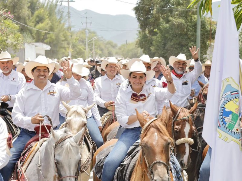 Olga Sosa participa en el 409 Aniversario de Jaumave