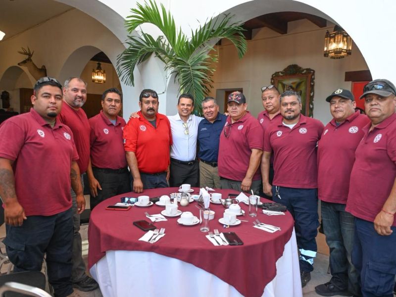 Agradece Lalo Gattás el gran trabajo de Protección Civil y bomberos por Victoria