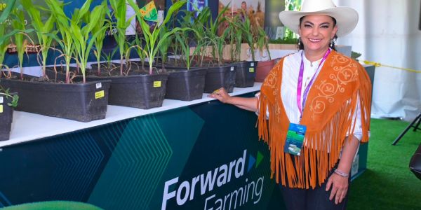 Destaca Olga Sosa innovación en el campo durante la presentación de Forward Farming de Bayer en México
