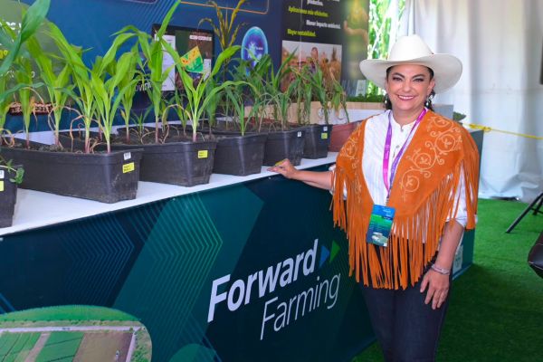 Destaca Olga Sosa innovación en el campo durante la presentación de Forward Farming de Bayer en México