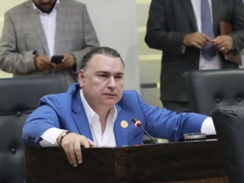 Gerardo Peña pide que nuevos centros de salud no se conviertan en “elefantes blancos”