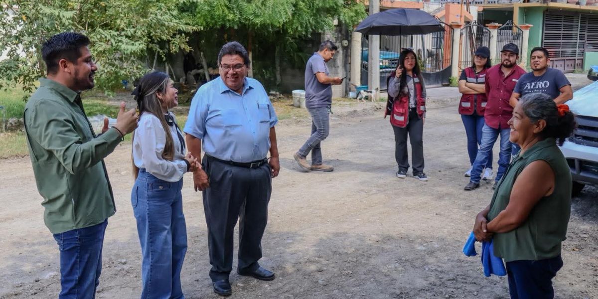 Promoción política de Morena desnuda deterioro vial en El Mante