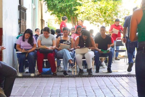Más empleo e inversión para Victoria