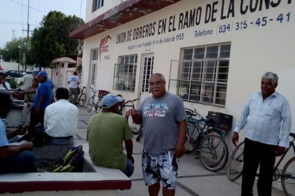 Obreros y albañiles ya no regresaron; falta de empleo los expulsa de Victoria