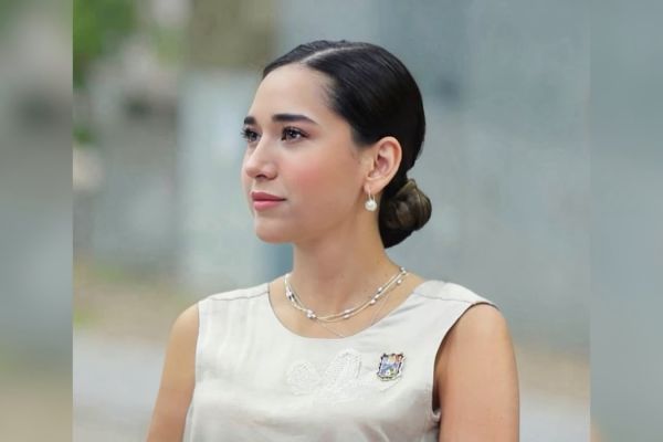 Katalyna Méndez pide altura política y deja abierta la puerta con el verde