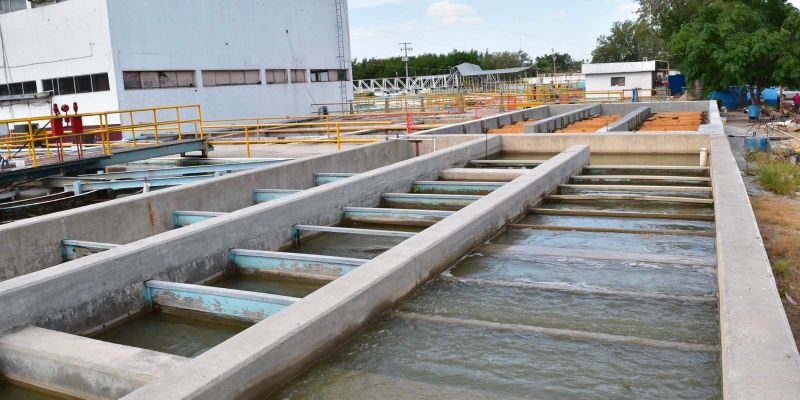 Gobierno municipal y COMAPA fortalecen sistema de agua con obras de modernización en planta centro