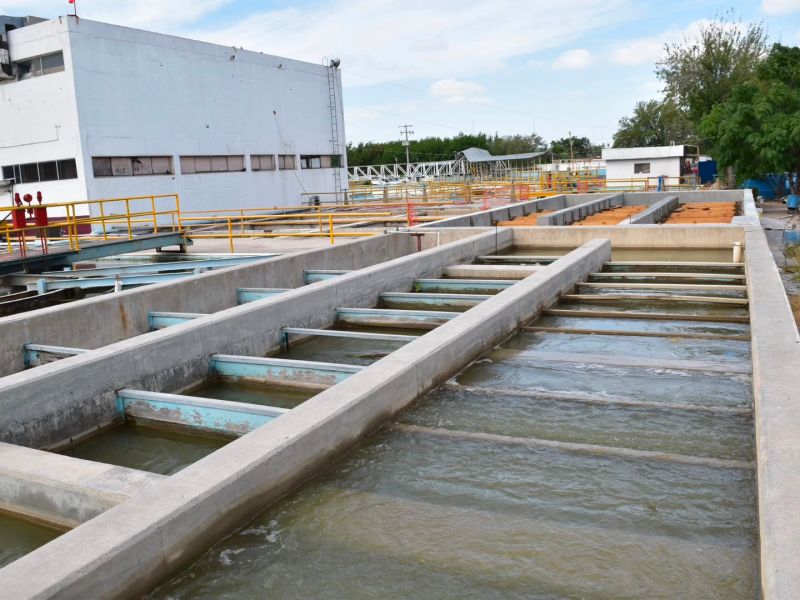 Gobierno municipal y COMAPA fortalecen sistema de agua con obras de modernización en planta centro