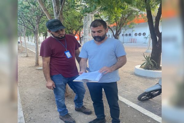 INDE hostigador acosa a entrenador de lucha