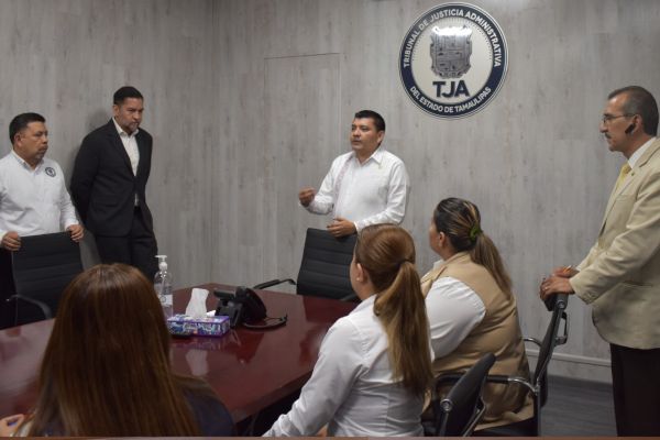 Regalos, conflictos de interés y redes sociales: ponen nuevas reglas a funcionarios del Tribunal Administrativo
