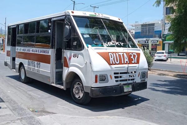 Entra en operación nueva ruta de transporte público en Victoria