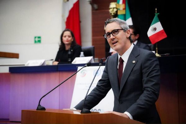 JR va contra la doble nacionalidad en cargos públicos