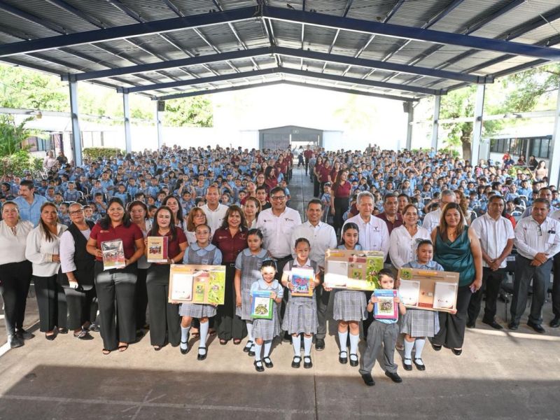 Arranca Lalo Gattás ciclo escolar 2026-2027 en Victoria