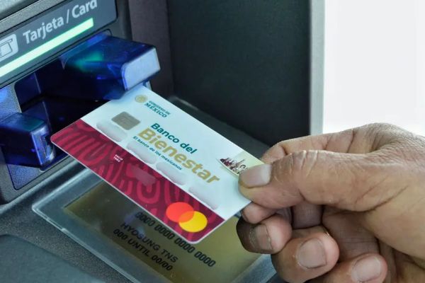 “Abuelitos” podrán mover su dinero sin acudir al banco