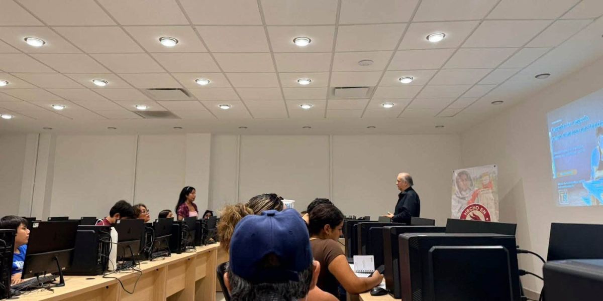 Impulsan profesionalización de emprendedores para fortalecer sus negocios