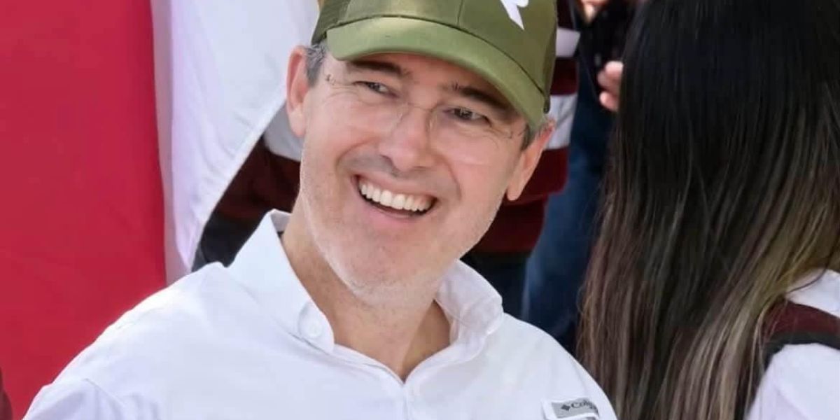 JR da la cara y aclara su relación con Sergio Carmona
