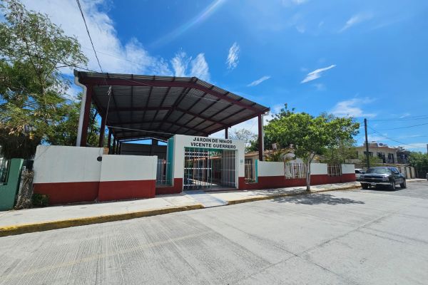 Alumnos del jardín de niños Vicente Guerrero siguen sin poder regresar a clases