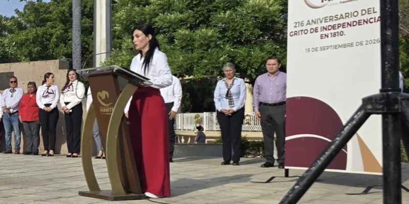Astrid Sontoya, voz de la historia en la conmemoración de la Independencia