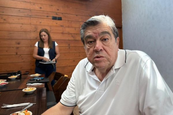 El PT exige 10 municipios y cinco distritos en una eventual alianza