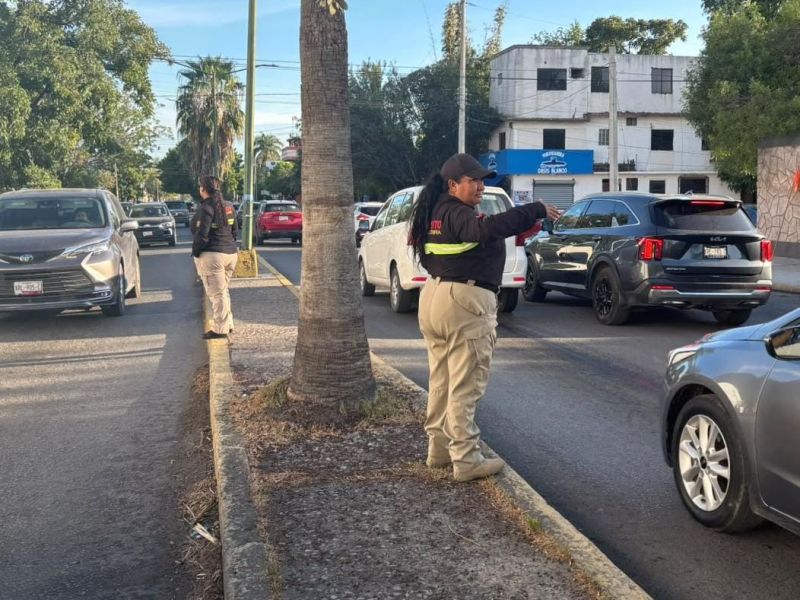 Primaria Ford 74 destaca por operativo de ingreso seguro para estudiantes