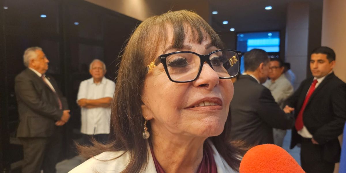Buscan abaratar uniformes escolares con “mercaditos”