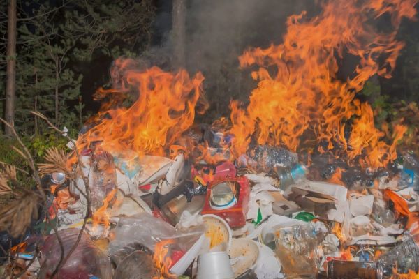 Mantienen incendios alta carga de trabajo para Bomberos