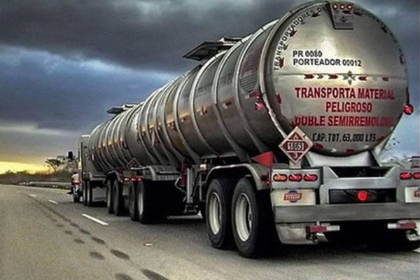Ponen bajo lupa a pipas peligrosas que cruzan carreteras de Tamaulipas