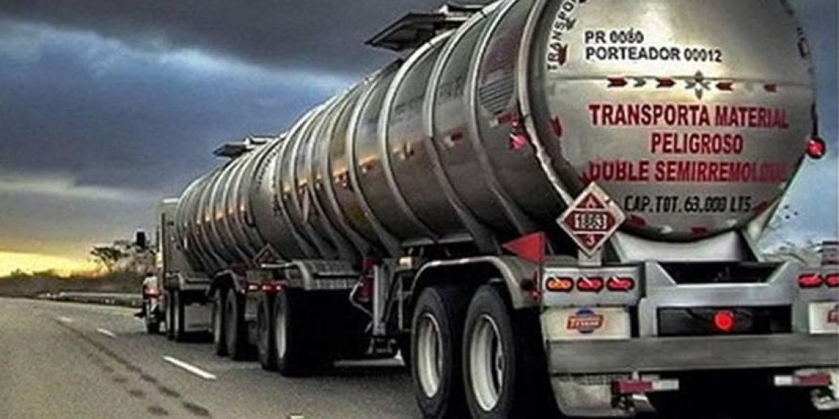 Ponen bajo lupa a pipas peligrosas que cruzan carreteras de Tamaulipas