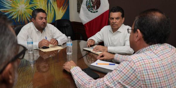 Fortalece Lalo Gattás coordinación con CFE para mejorar servicio eléctrico.