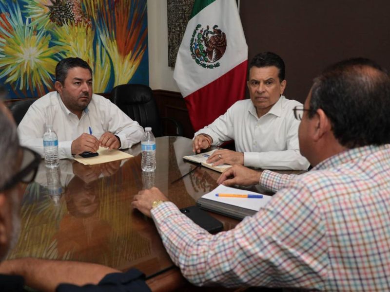 Fortalece Lalo Gattás coordinación con CFE para mejorar servicio eléctrico.