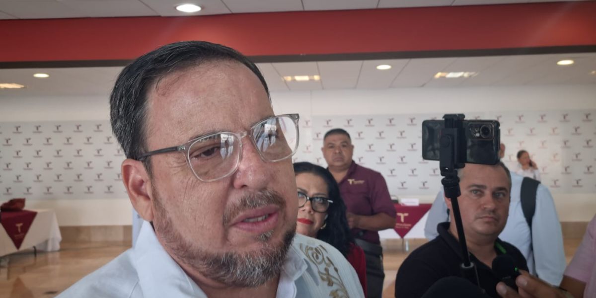 Secretario de Educación no cierra la puerta a las elecciones de 2027