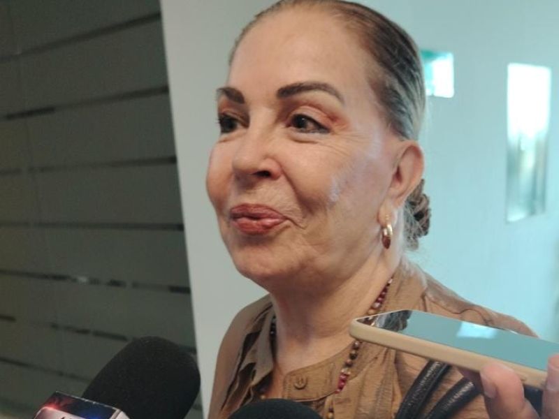 Claudia se desmarca de AMLO y toma el control de Morena