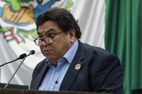 Diputado Alberto Moctezuma guarda silencio ante ausencias en Cabildo de Mante