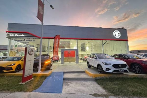 Buscan que autos nuevos salgan emplacados de las agencias