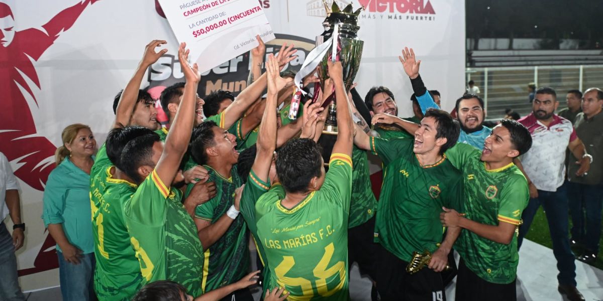 Premian Lucy y Lalo Gattás a campeones de Súper Liga de Fútbol Victoria 2026. ​
