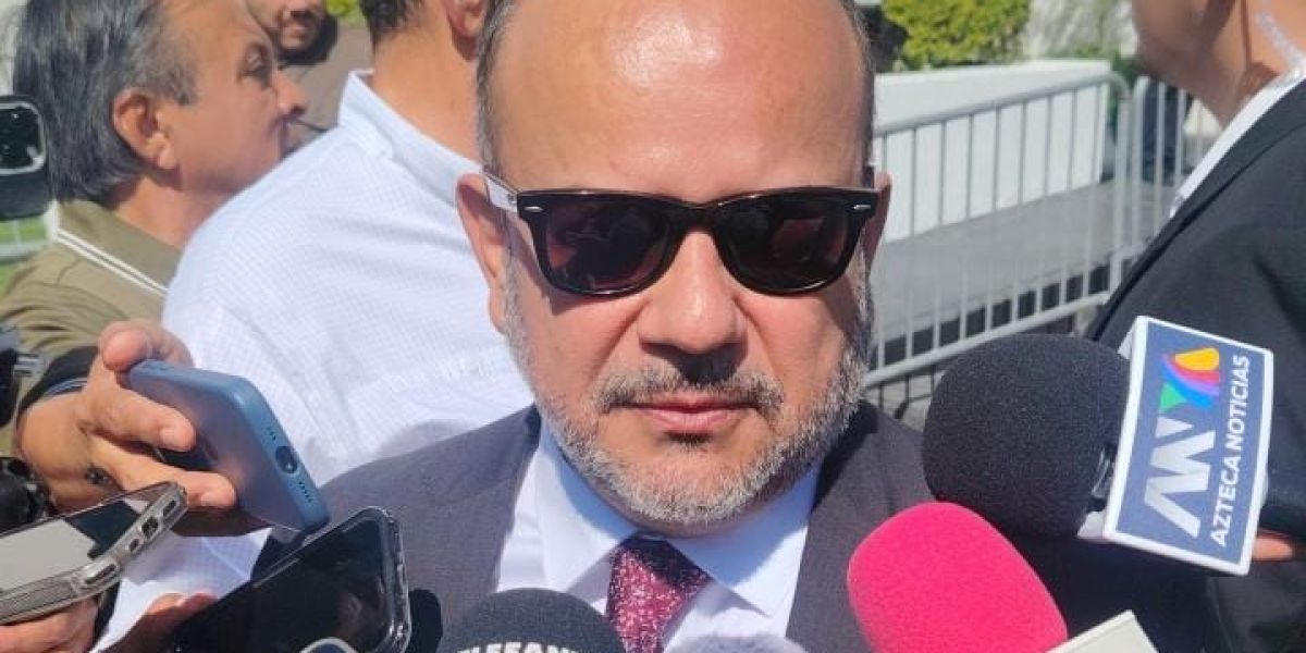 Fiscalía va por ficha roja de Interpol contra Enrique Rivas