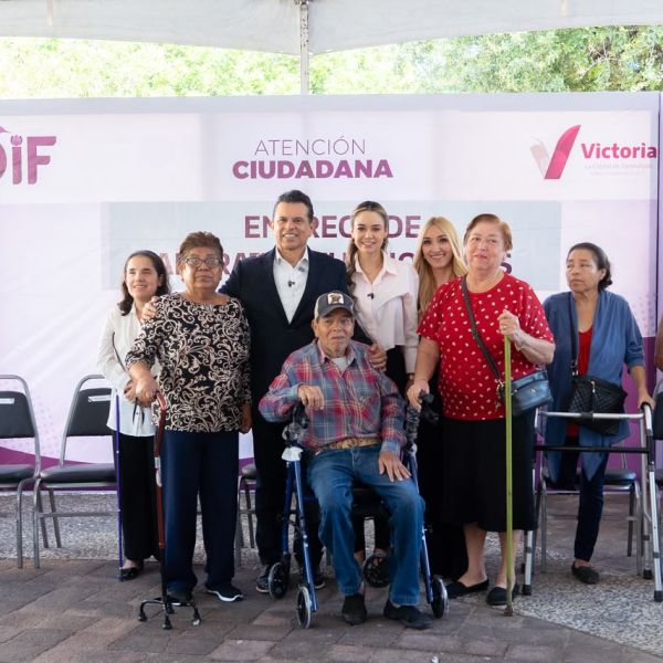 Entrega DIF Victoria aparatos funcionales a personas con discapacidad