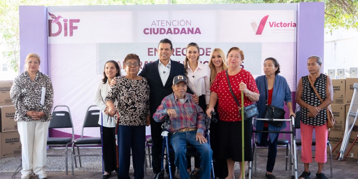 Entrega DIF Victoria aparatos funcionales a personas con discapacidad