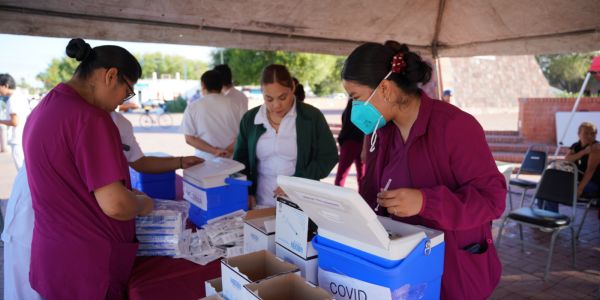 Refuerza gobierno de Carmen Lilia Canturosas prevención de enfermedades con jornada gratuita de vacunación