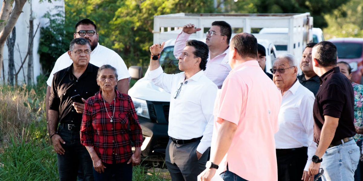 Entrega Lalo Gattás nuevos cuartos dormitorio en la colonia Todos por Tamaulipas.