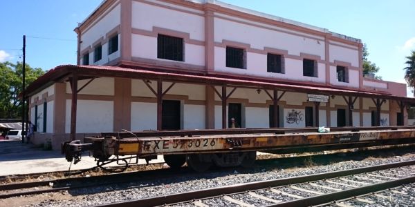 Ferromex frena rescate de la antigua estación de Victoria