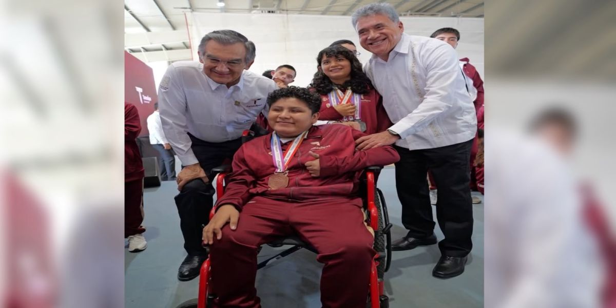 Reconoce Armando Martínez junto con gobernador a paratletas de Altamira