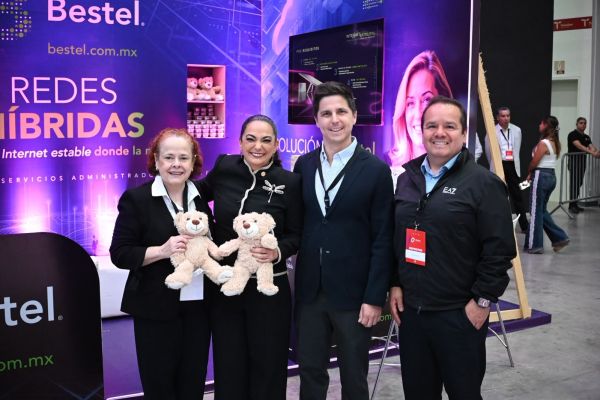 Participa Olga Sosa en el Congreso Sinergia Digital 2.0; destaca reforma para transitar hacia el Gobierno Digital