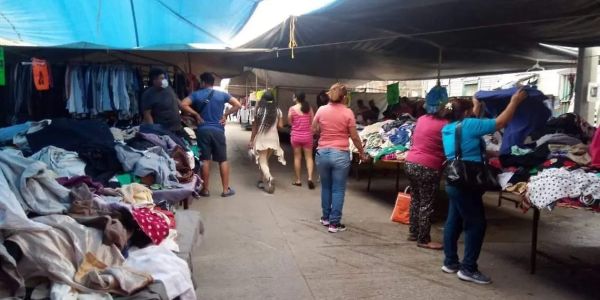 Alertan por banda de estafadores y ladrones que operan en los rodantes