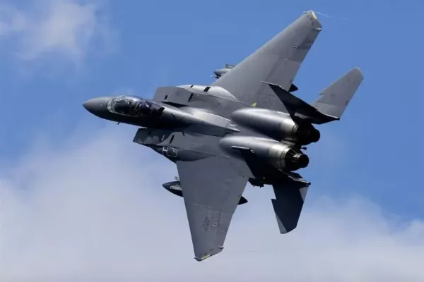 Rescatan a piloto de EE.UU. tras caída de avión F-15E en Irán