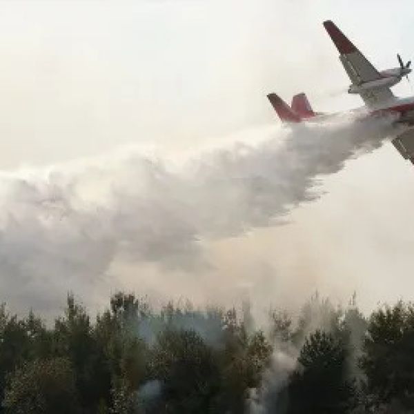 Se estrella en Colorado un avión que combatía los incendios forestales; muere el piloto