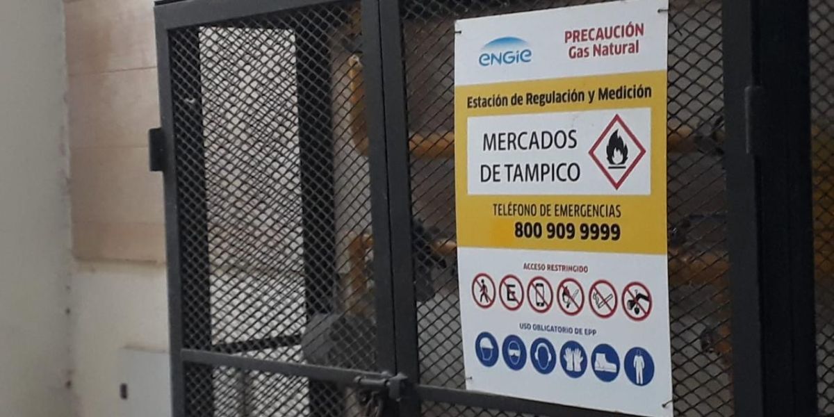 Fuga intermitente de gas en mercado municipal; locatarios temen tragedia