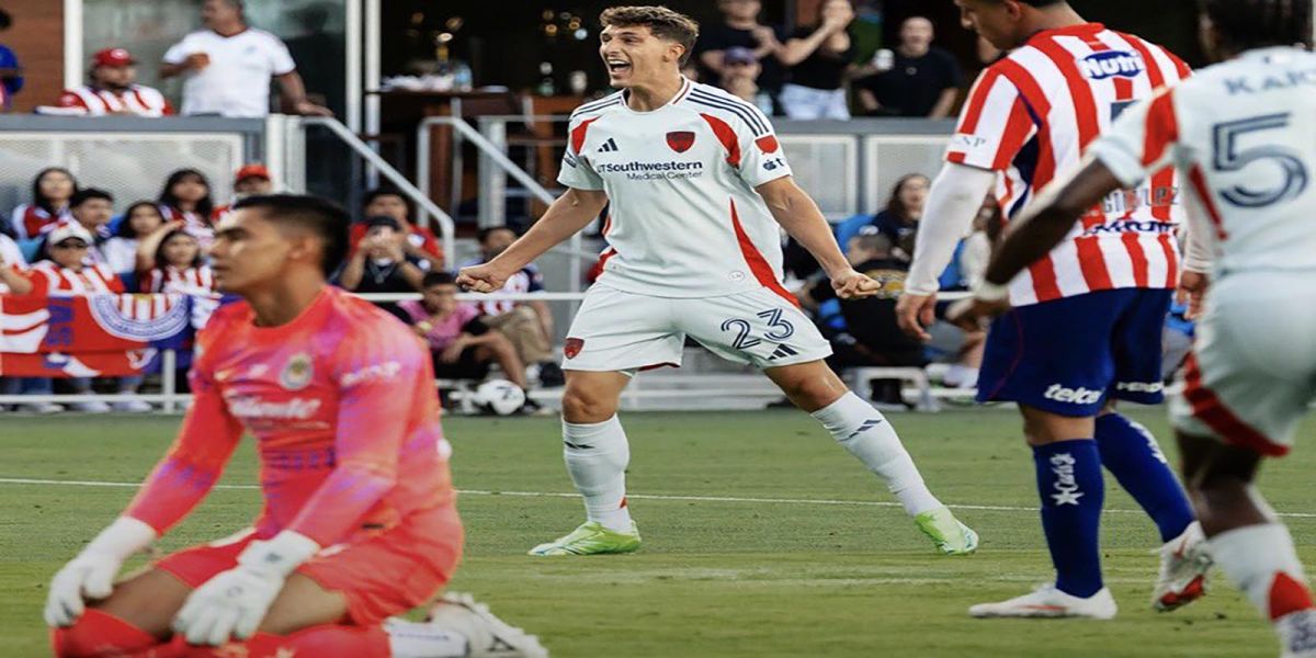 Dallas deja a Chivas al borde de la eliminación