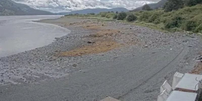 Sismo de magnitud 7.3 sacude Alaska; emiten alerta de tsunami